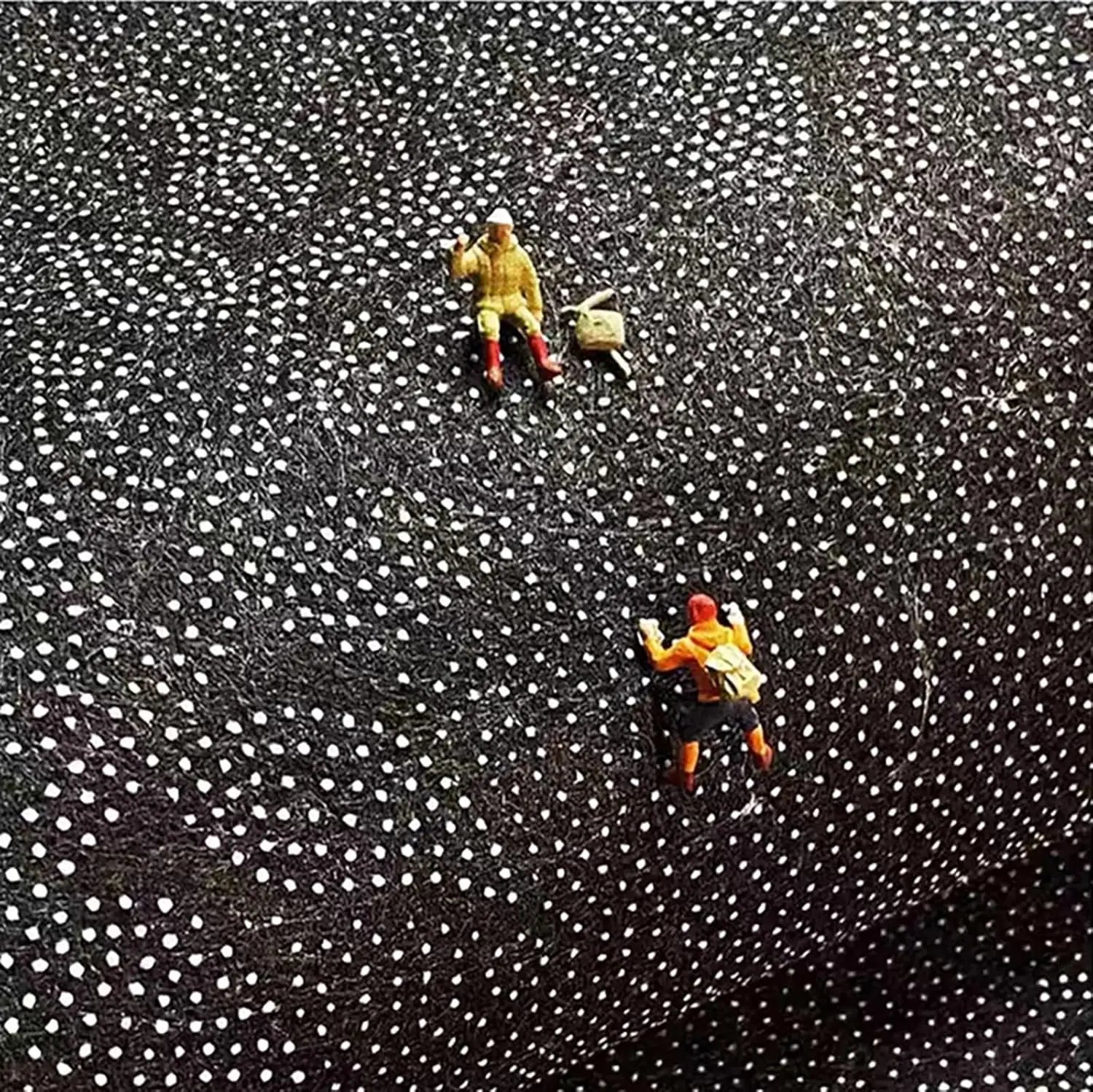 SantaStep – Cozy Christmas Tree Carpet Runner 🎄