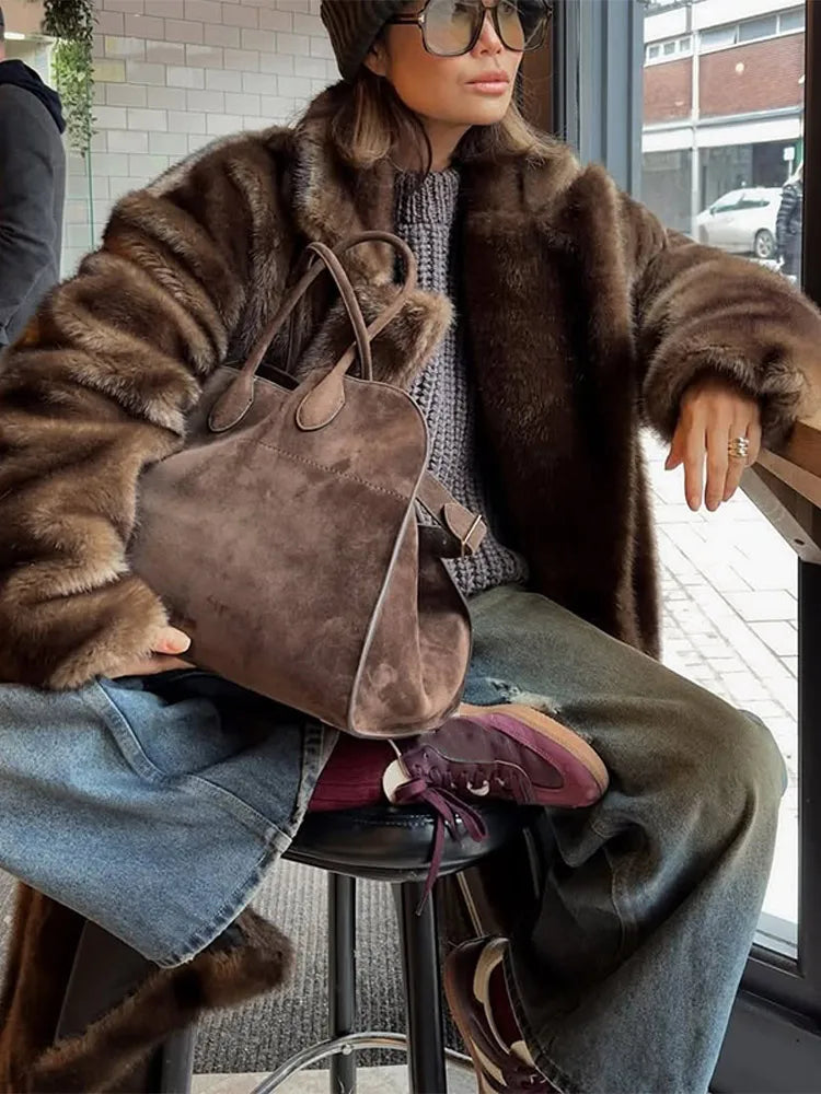 Beatrix Loose faux Fur Jacket